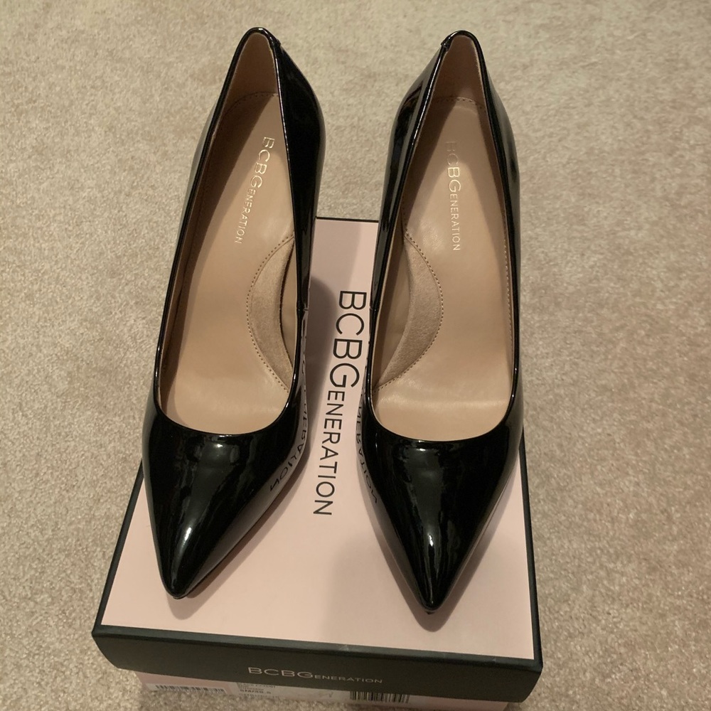 BCBG black patent pump